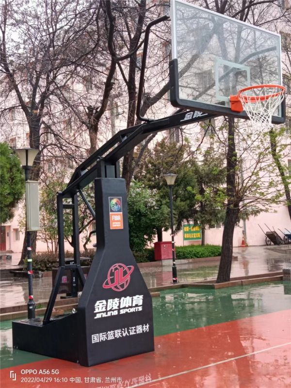 金陵HWJ-1豪华室外篮球架