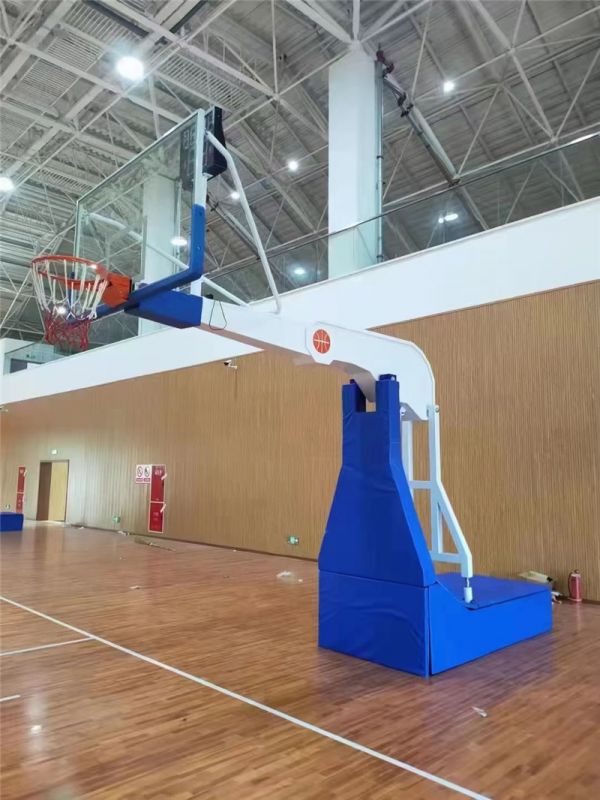 篮球架和底线距离多少 篮球架安装位置要求
